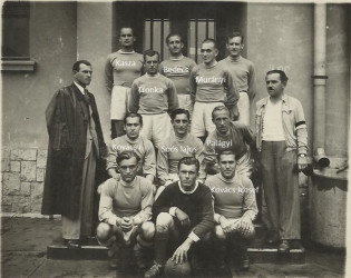 1953-ban készült felvétel a putnoki futballcsapatról, soraiban négy tornaljai játékos található: Kasza Pál, Bedécs László, Kovács István és Kovács József (nevük a mezükön – Szajkó Béla archívumából)