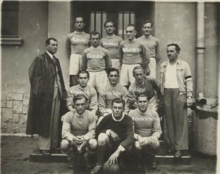 1953-ban készült felvétel a putnoki futballcsapatról, soraiban négy tornaljai játékos található: Kasza Pál, Bedécs László, Kovács István és Kovács József (nevük a mezükön – Szajkó Béla archívumából)